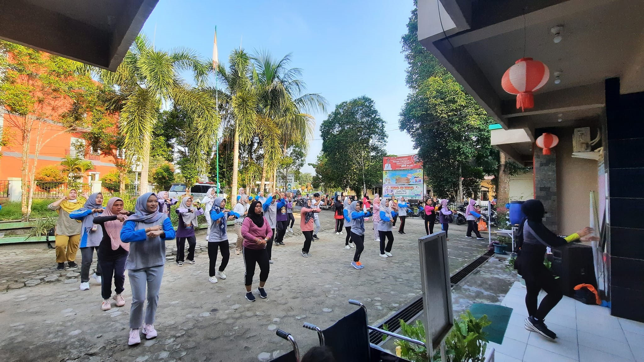 Giat senam bersama di UPTD Puskesmas Cambai